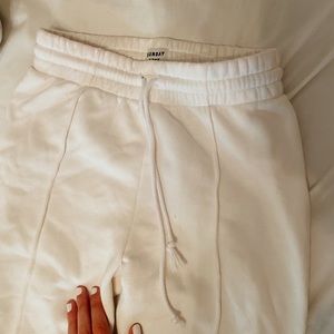 Aritzia White Joggers